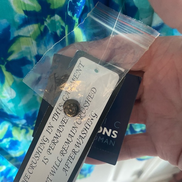 Colorful Button Down Top - Picture 3 of 4